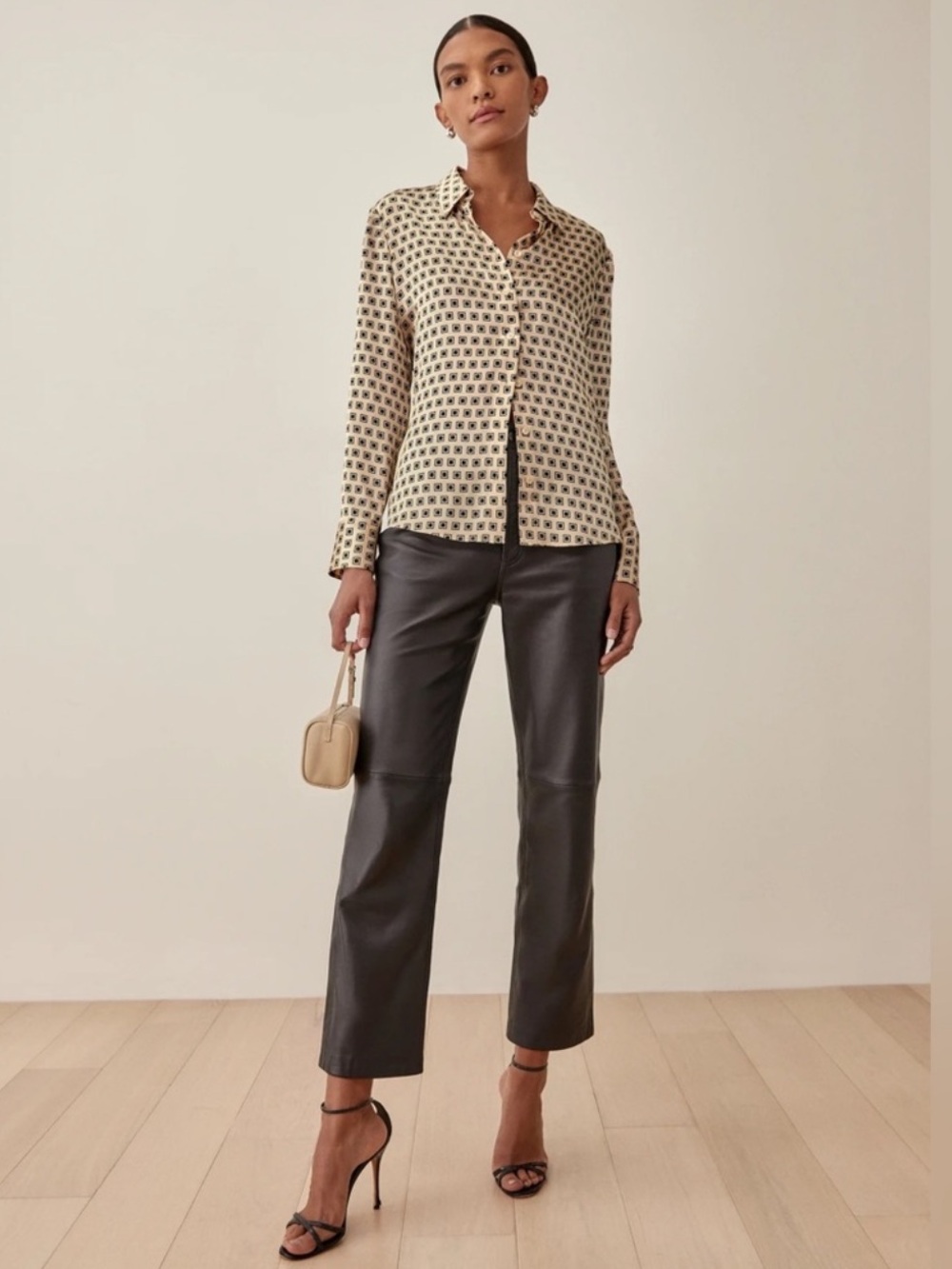 REFORMATION Sky Button down Silk blouse in Geometric Bernini pattern - Picture 14 of 16